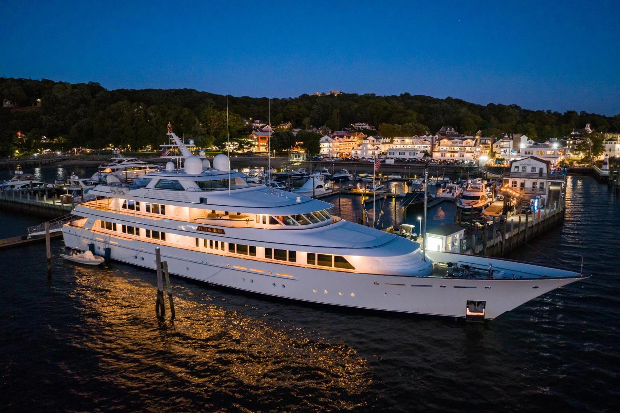 Danfords Hotel & Marina Port Jefferson Exterior photo